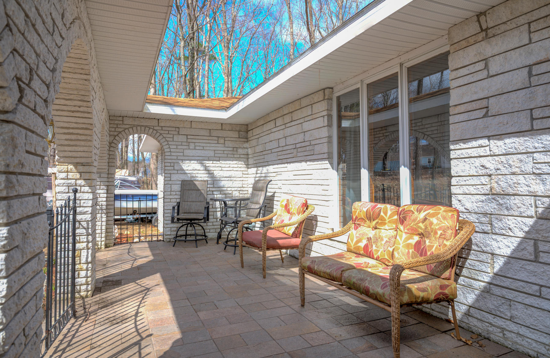52 Prospect Street Springvale, ME 04083 - Photo 3 of 31 Pic#-3