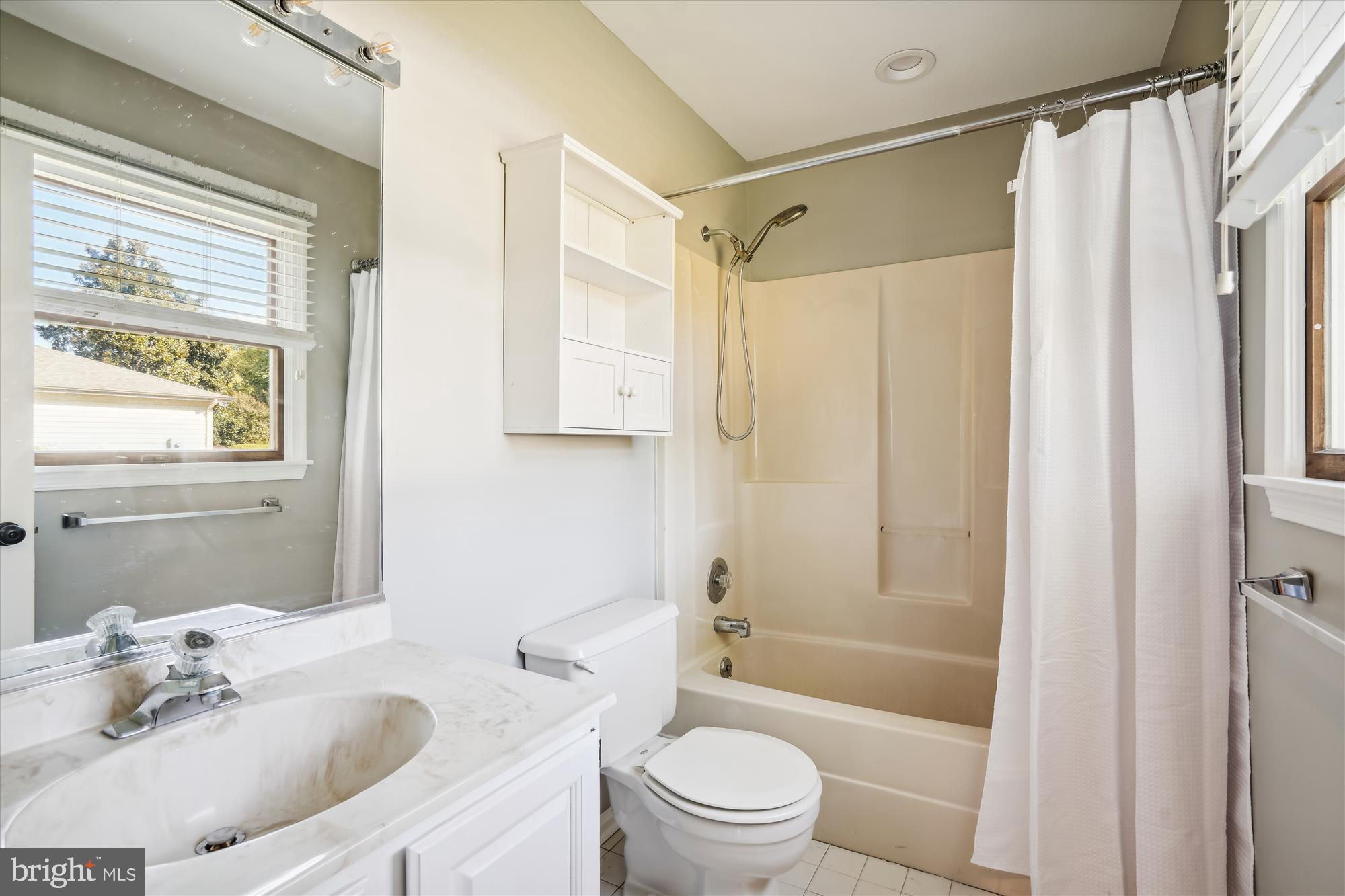 114 Bentons Pleasure Road Chester, MD 21619 - Photo 50 of 68 Master bath