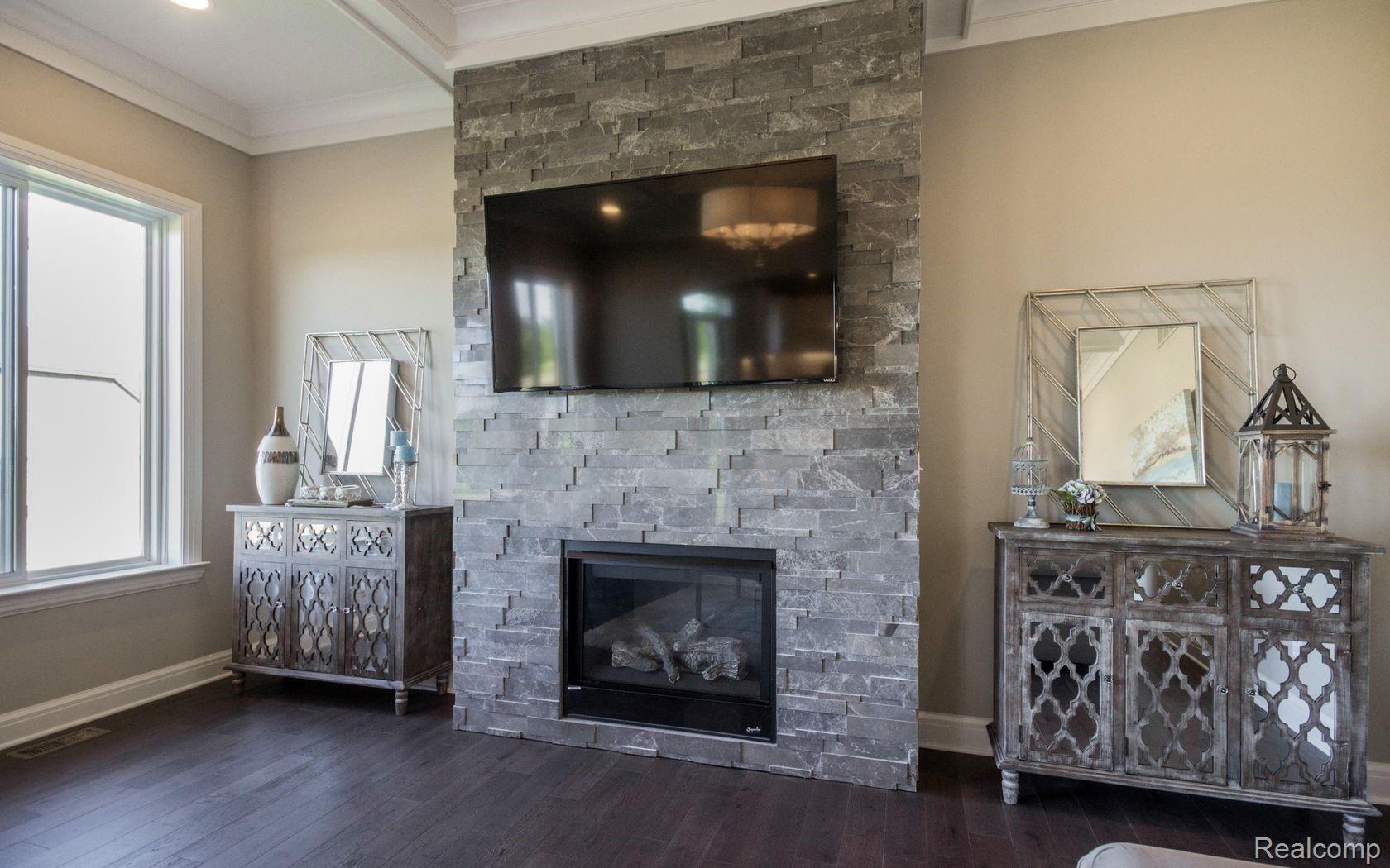 1719 Traceky Drive Rochester, MI 48306 - Photo 8 of 39 9.jpg