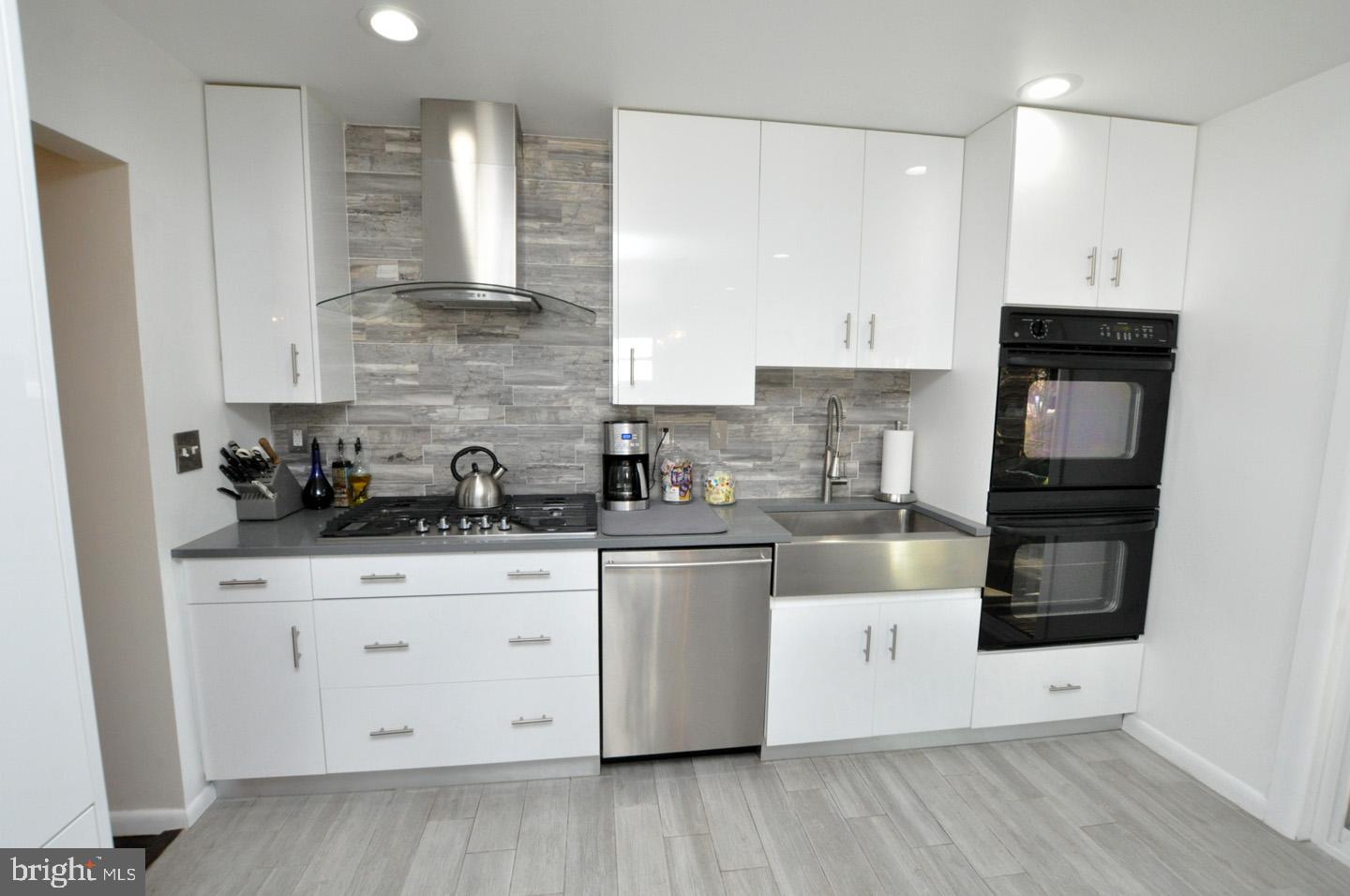 42 Clemson Road Cherry Hill, NJ 08034 - Photo 8 of 28 Kitchen