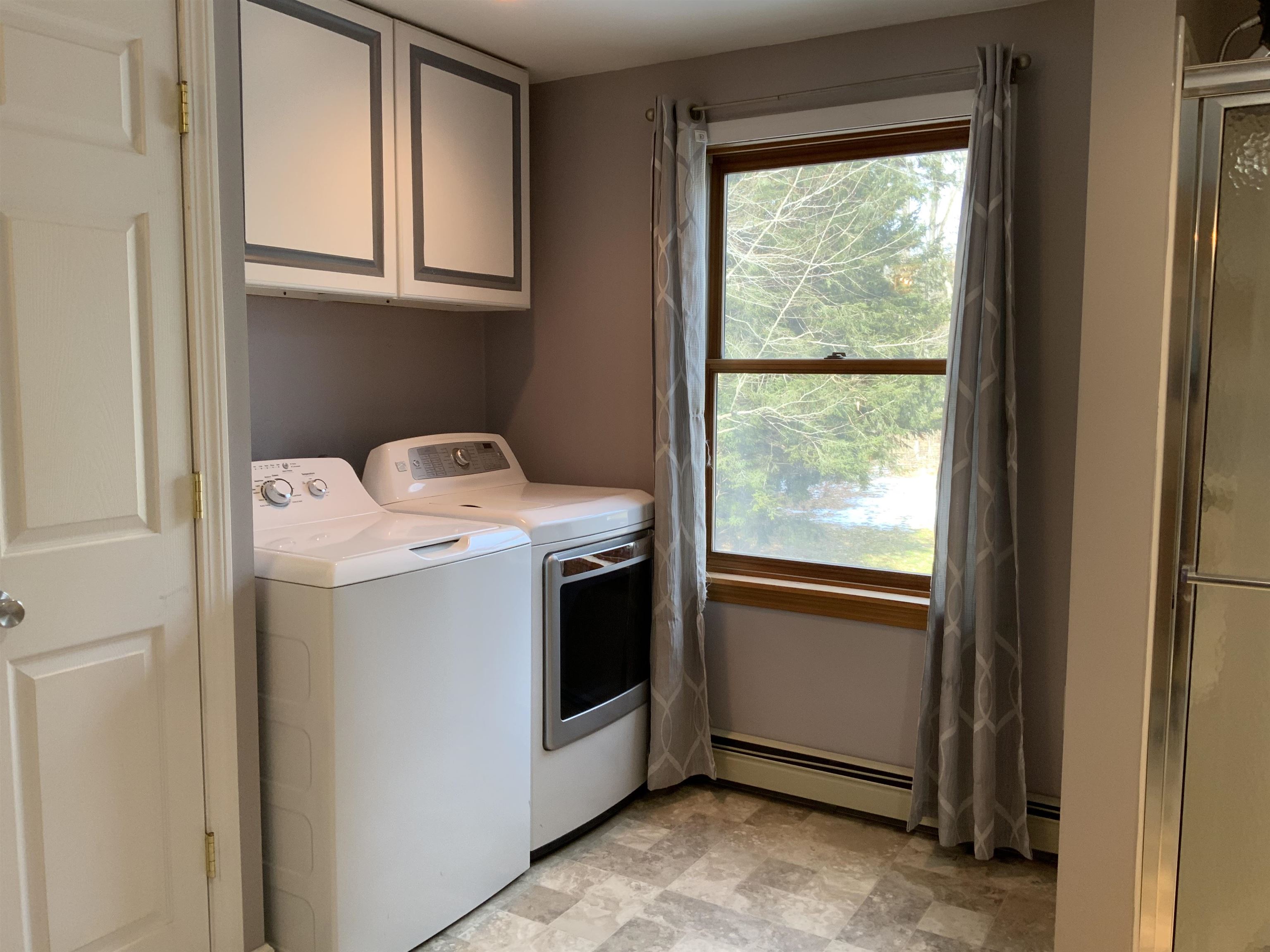 121 Notch Road Bristol, VT 05443 - Photo 6 of 32
