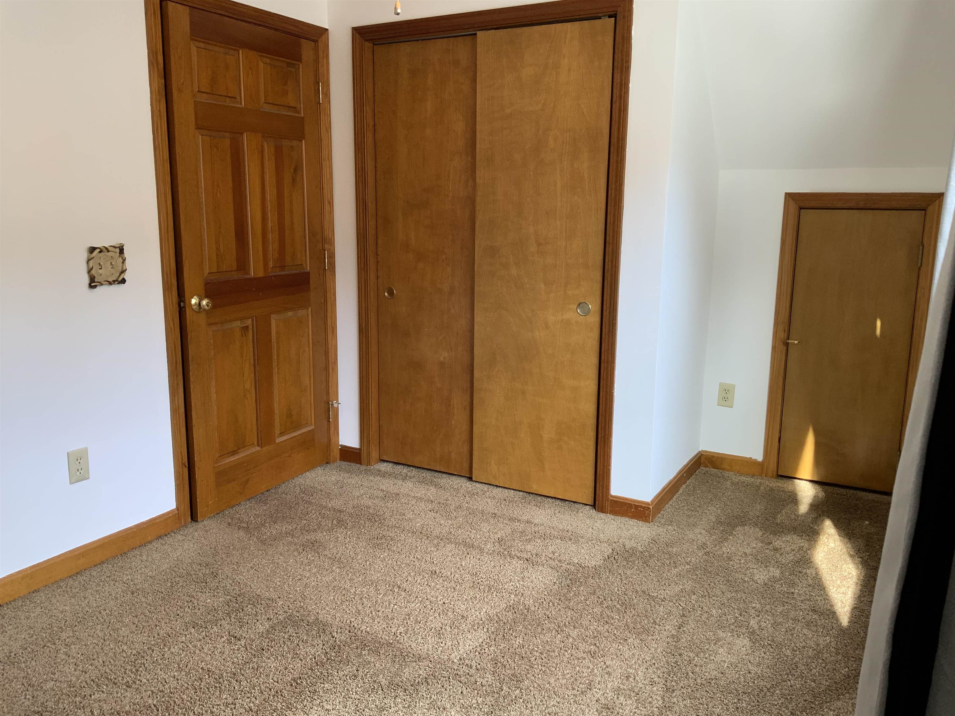 121 Notch Road Bristol, VT 05443 - Photo 10 of 32