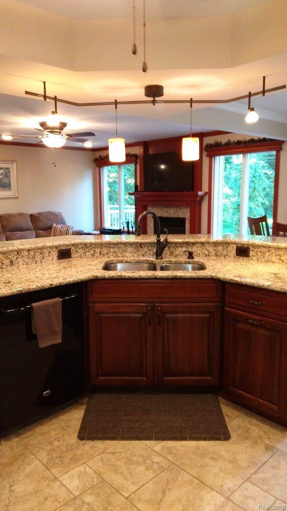 1815 Alsdorf Avenue Rochester, MI 48309 - Photo 39 of 99 Gallery Image 39