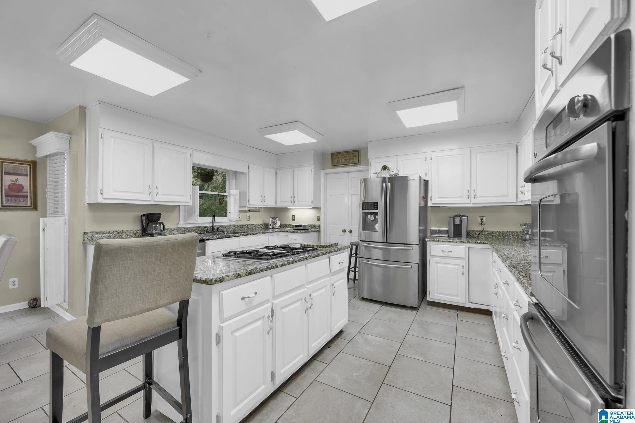 5362 Meadow Brook Road Birmingham, AL 35242 - Photo 2 of 61