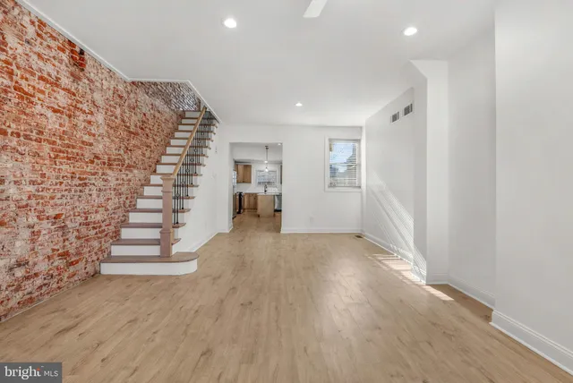 $2,395 | 306 Mifflin Street, Philadelphia, PA 19148