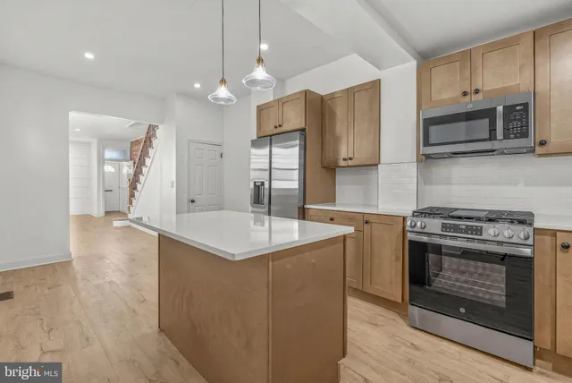 $2,395 | 306 Mifflin Street, Philadelphia, PA 19148