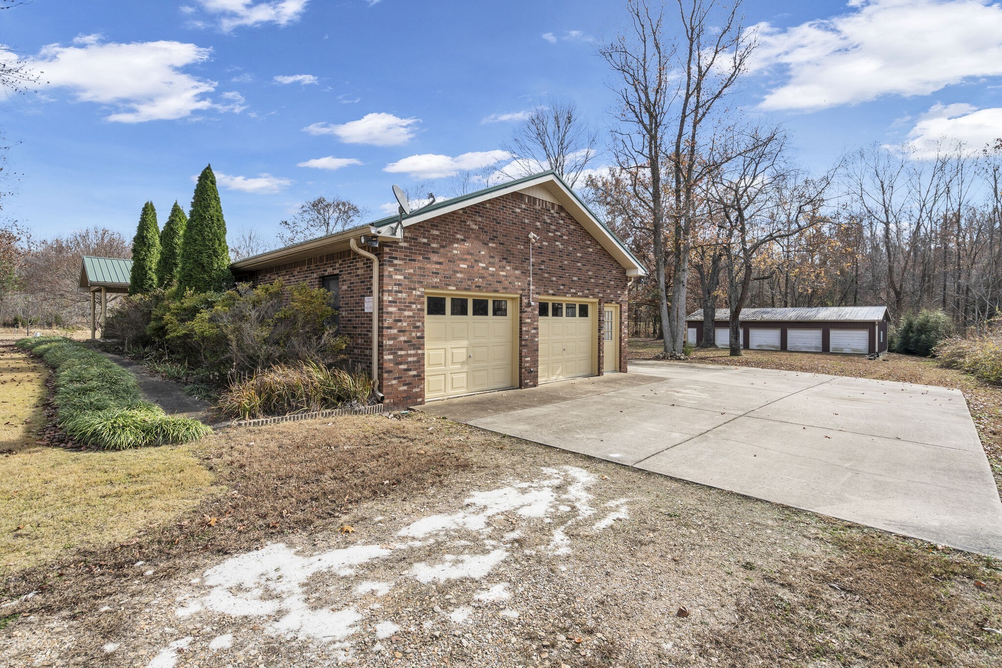 4973 Cuba Landing Road Waverly, TN 37185 - Photo 7 of 40 Gallery Image 7
