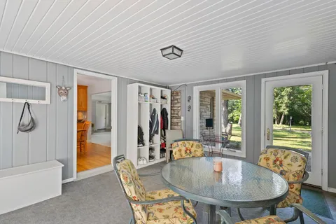 $789,900 | 15 St Albans Road East, Hopkins, MN 55305