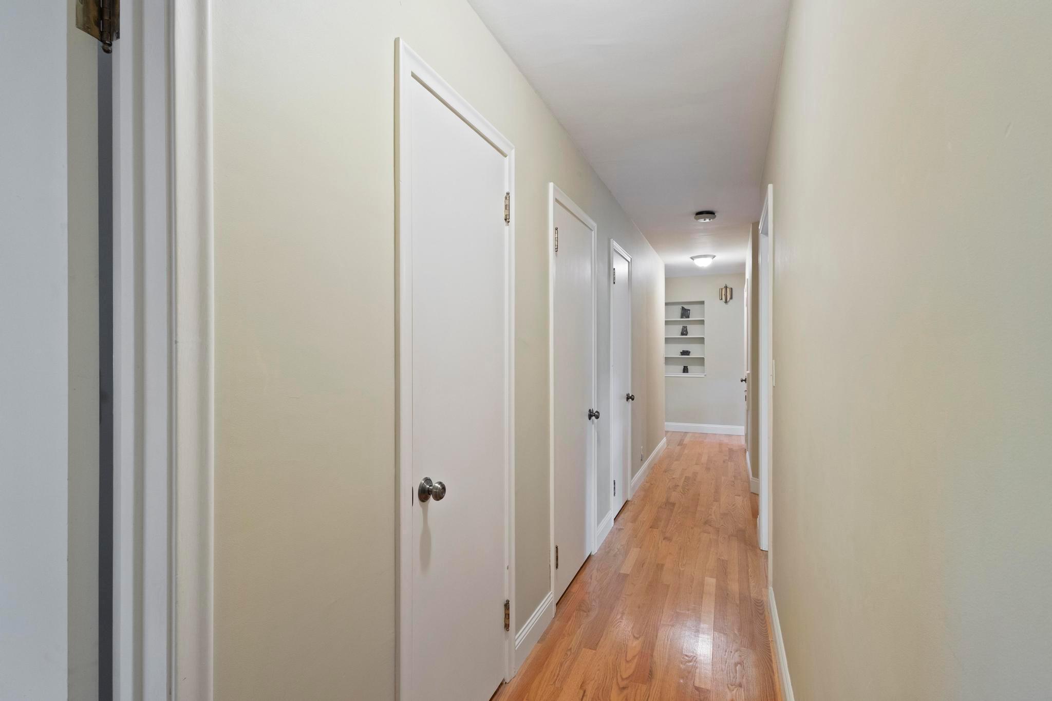 15 St Albans Road East Hopkins, MN 55305 - Photo 20 of 32