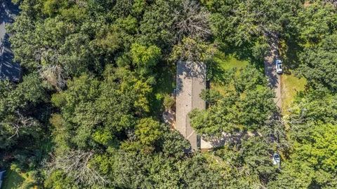 $789,900 | 15 St Albans Road East, Hopkins, MN 55305