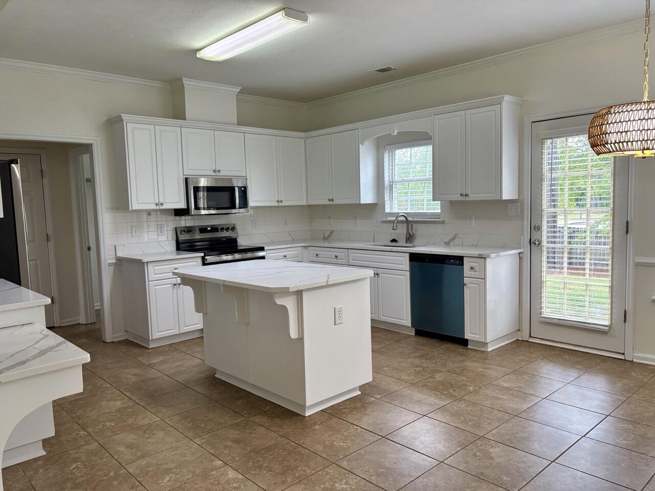 4498 Andover Drive Evans, GA 30809 - Photo 2 of 47 IMG_4986 Large