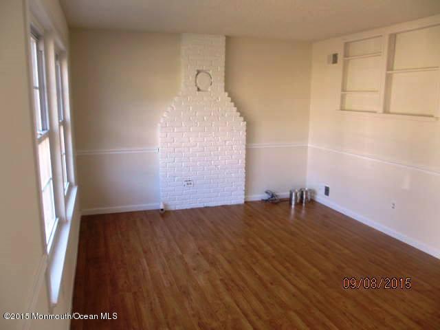 13 Anchor Road Barnegat, NJ 08005 - Photo 6 of 6 an empty room with window