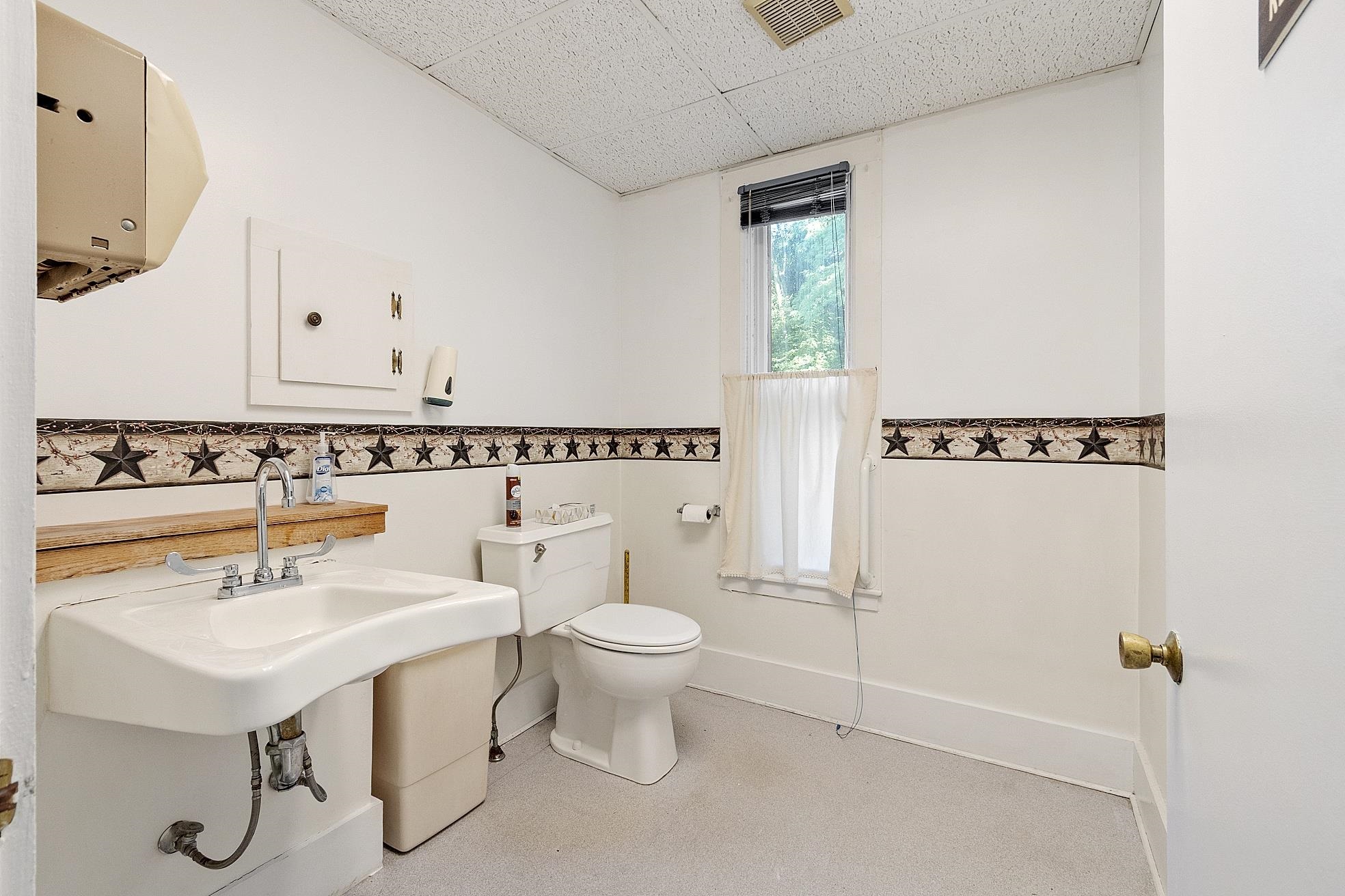 68 Brattleboro Road Hinsdale, NH 03451 - Photo 12 of 14