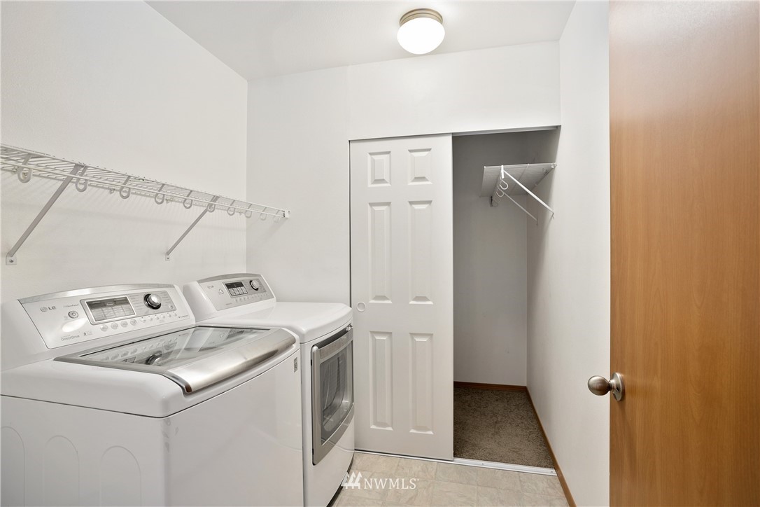 4337 Maytown Road Southwest Olympia, WA 98512 - Photo 26 of 30 a utility room with dryer and washer