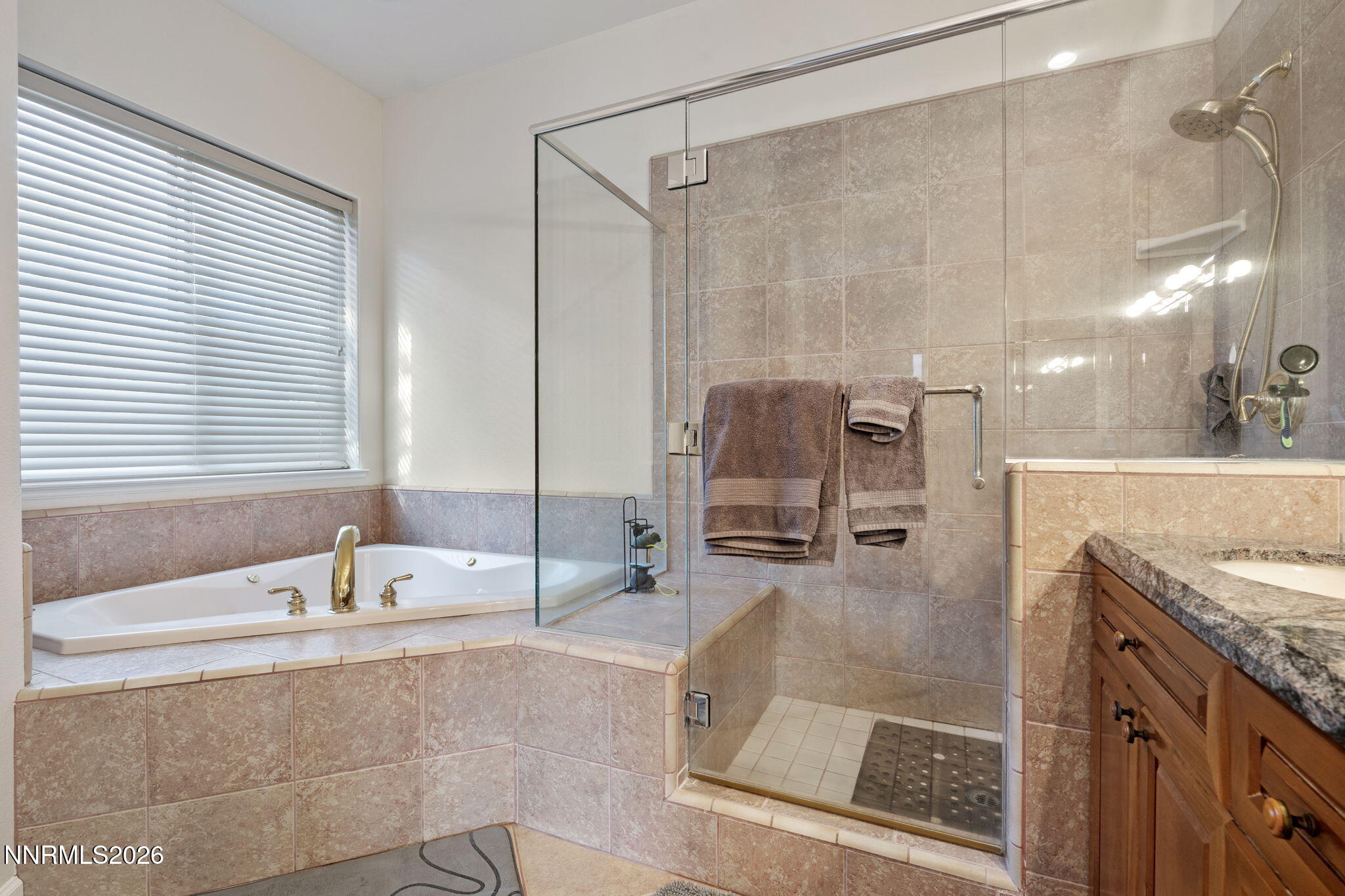 1215 Broken Feather Court Reno, NV 89511 - Photo 27 of 72 27-web-or-mls-DSC00766