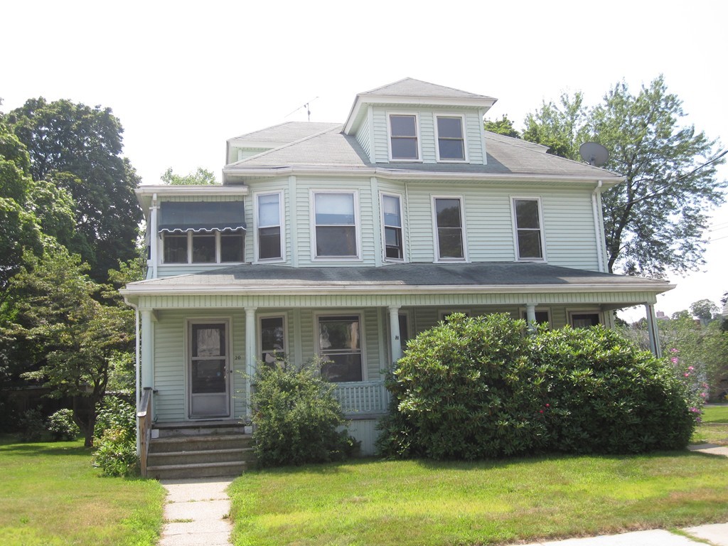 20-22 Ridgewood Avenue Holyoke, MA 01040 - Photo 1 of 13 Gallery Image 1