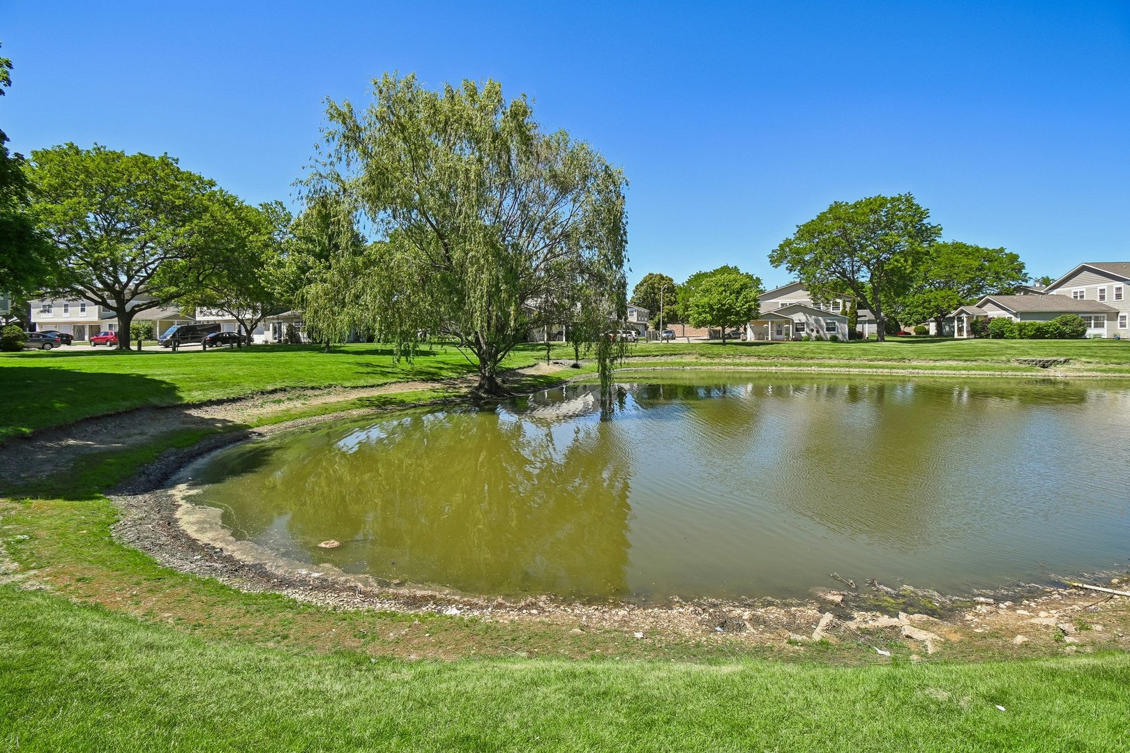 1302 Fall Court Wheeling, IL 60090 - Photo 24 of 29