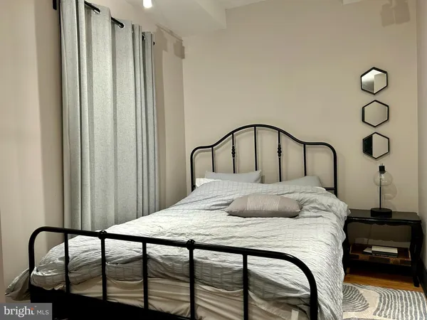 $2,300 | 225 East King Street, Unit 1, Lancaster, PA 17602