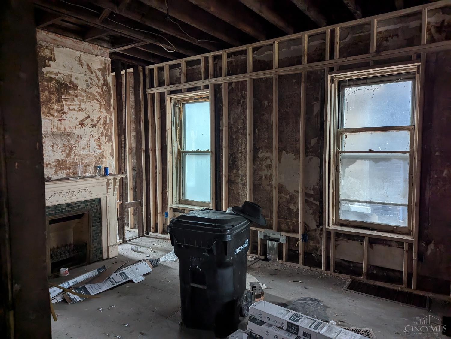 778 Ridgeway Avenue Cincinnati, OH 45229 - Photo 5 of 9