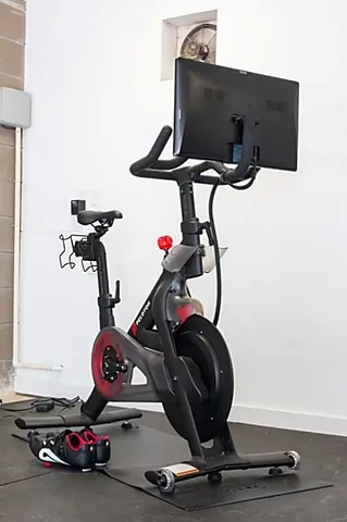 $13,500 | 4904 South Shepherd Drive, Houston, TX 77098