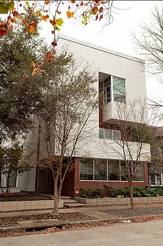 $13,500 | 4904 South Shepherd Drive, Houston, TX 77098