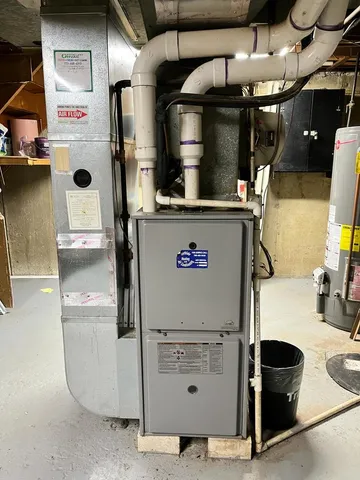 a close up view of washer and dryer