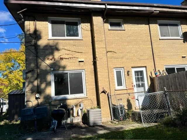 $349,900 | 1908 Lee Street, Evanston, IL 60202