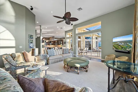 $1,375,000 | 52 Cayman Place, Palm Beach Gardens, FL 33418