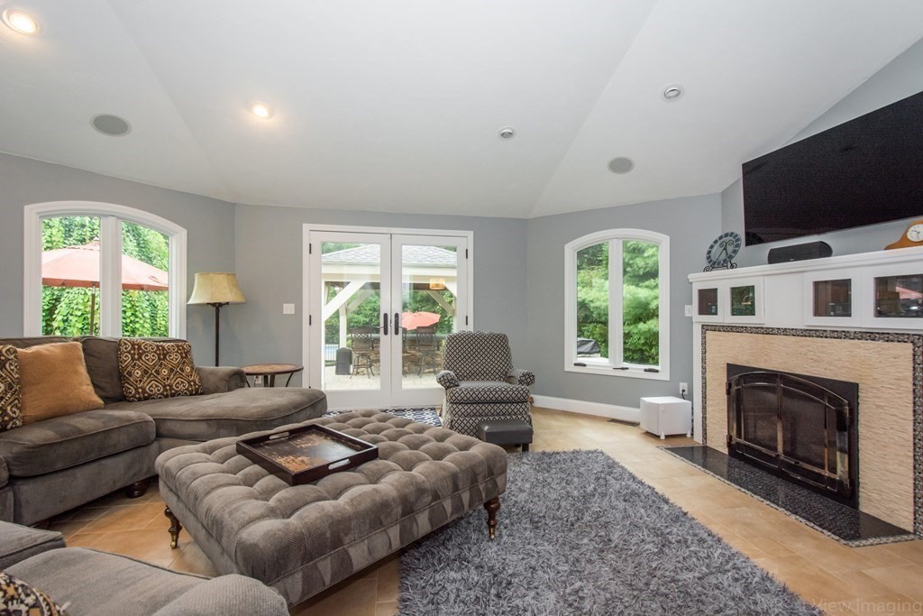 27 Kimball Road Hopkinton, MA 01748 - Photo 10 of 42 Gallery Image 10