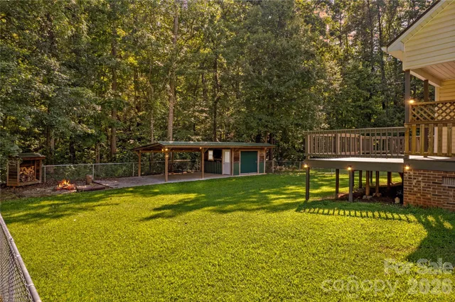 a view of a house with swimming pool