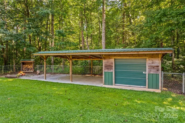 $399,000 | 215 Meadow Lake Drive, Salisbury, NC 28146