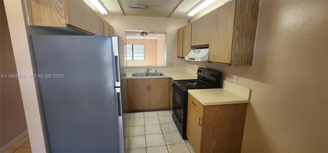 $1,900 | 8930 Northwest 21st Street, Unit 6, Pembroke Pines, FL 33024