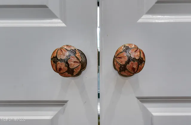 $785,000 | 100 City Limits Road, Brandon, MS 39042