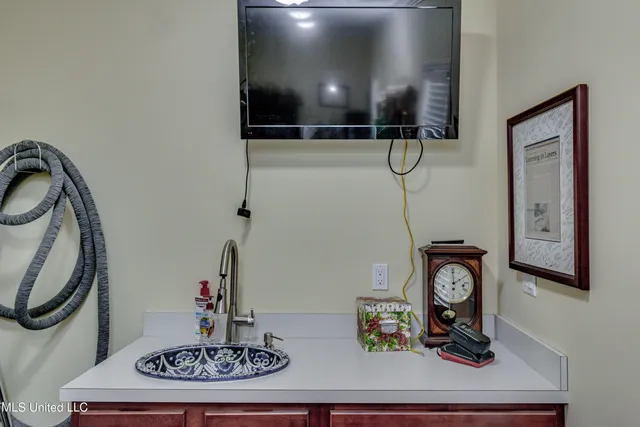 $785,000 | 100 City Limits Road, Brandon, MS 39042