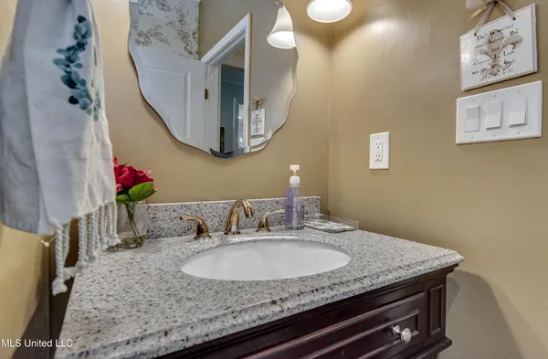 $785,000 | 100 City Limits Road, Brandon, MS 39042