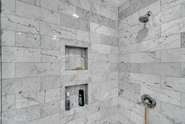 $785,000 | 100 City Limits Road, Brandon, MS 39042