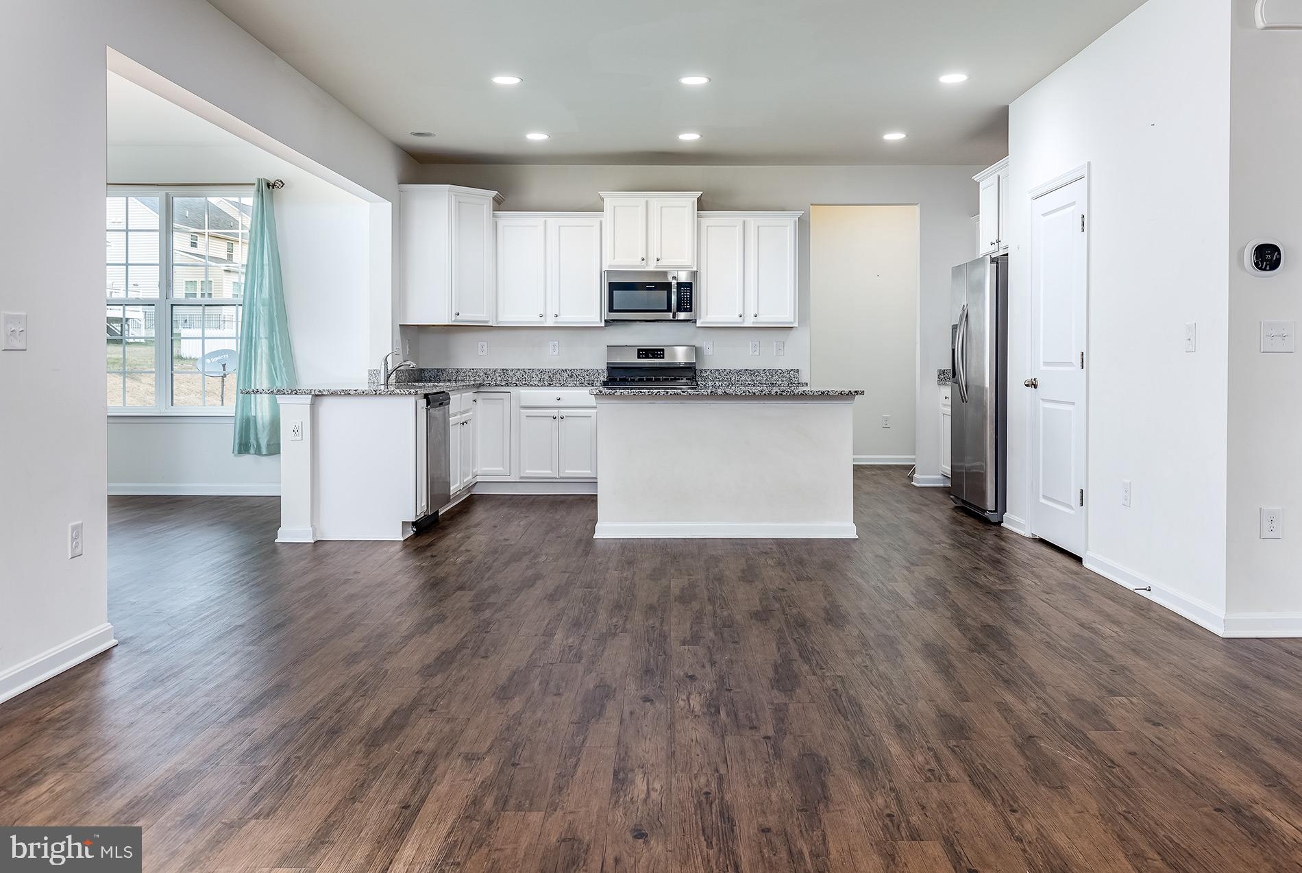 61 Bayside Drive Fredericksburg, VA 22405 - Photo 2 of 32