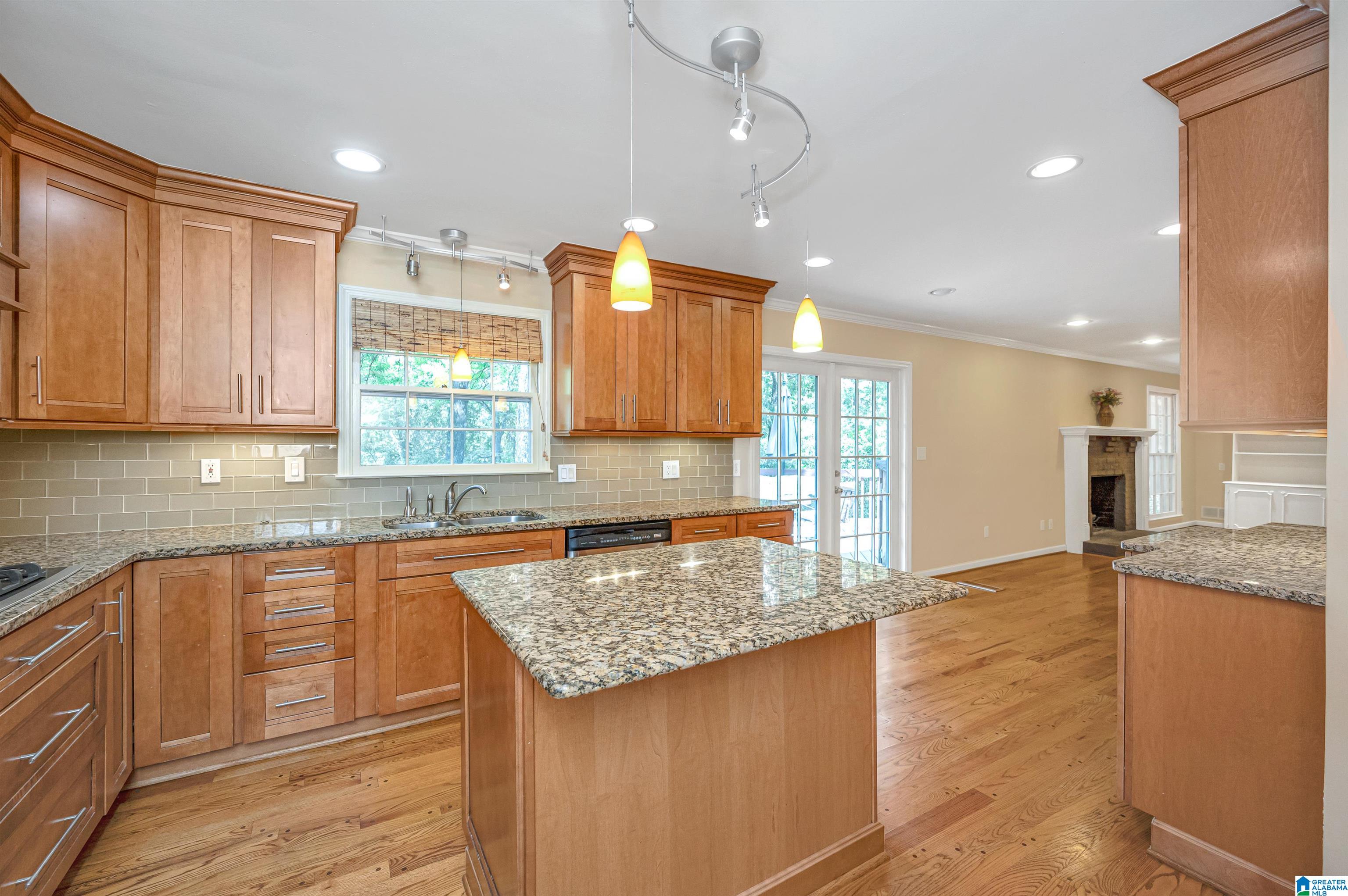 3409 South Brookwood Road Birmingham, AL 35223 - Photo 16 of 51