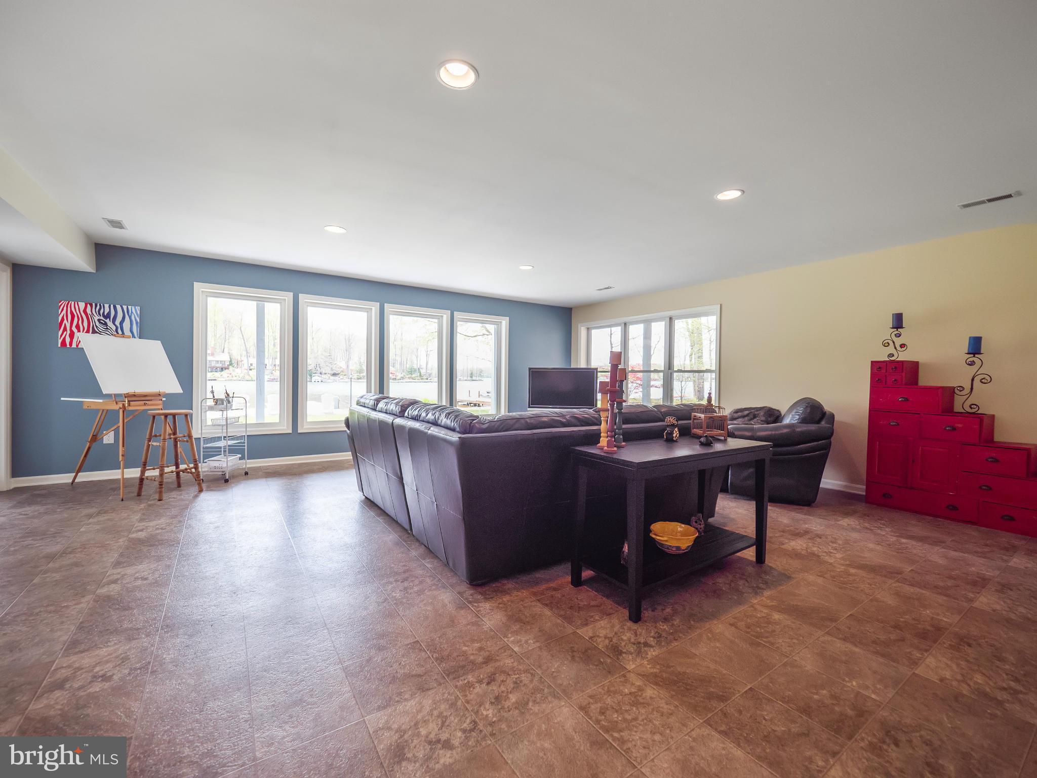 105 Trails End Road Locust Grove, VA 22508 - Photo 23 of 30 Living Room