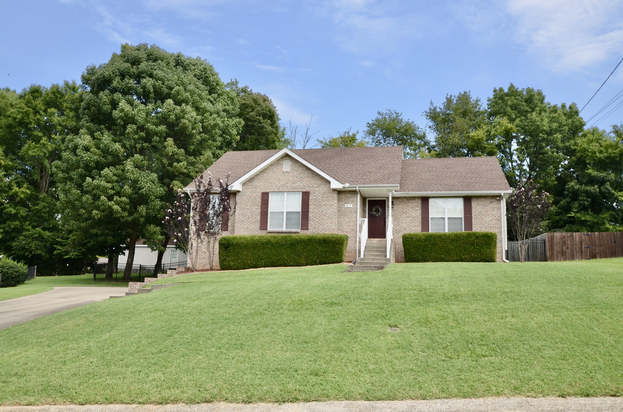 413 Bonny Castle Road Clarksville, TN 37040 - Photo 2 of 36 Gallery Image 2