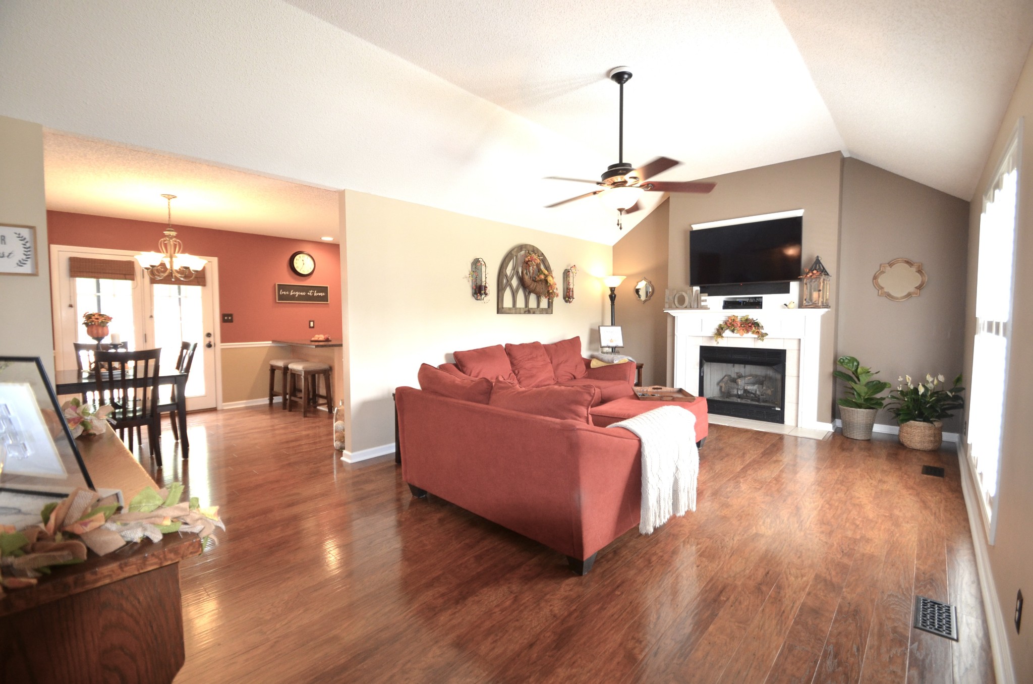 413 Bonny Castle Road Clarksville, TN 37040 - Photo 5 of 36 Gallery Image 5