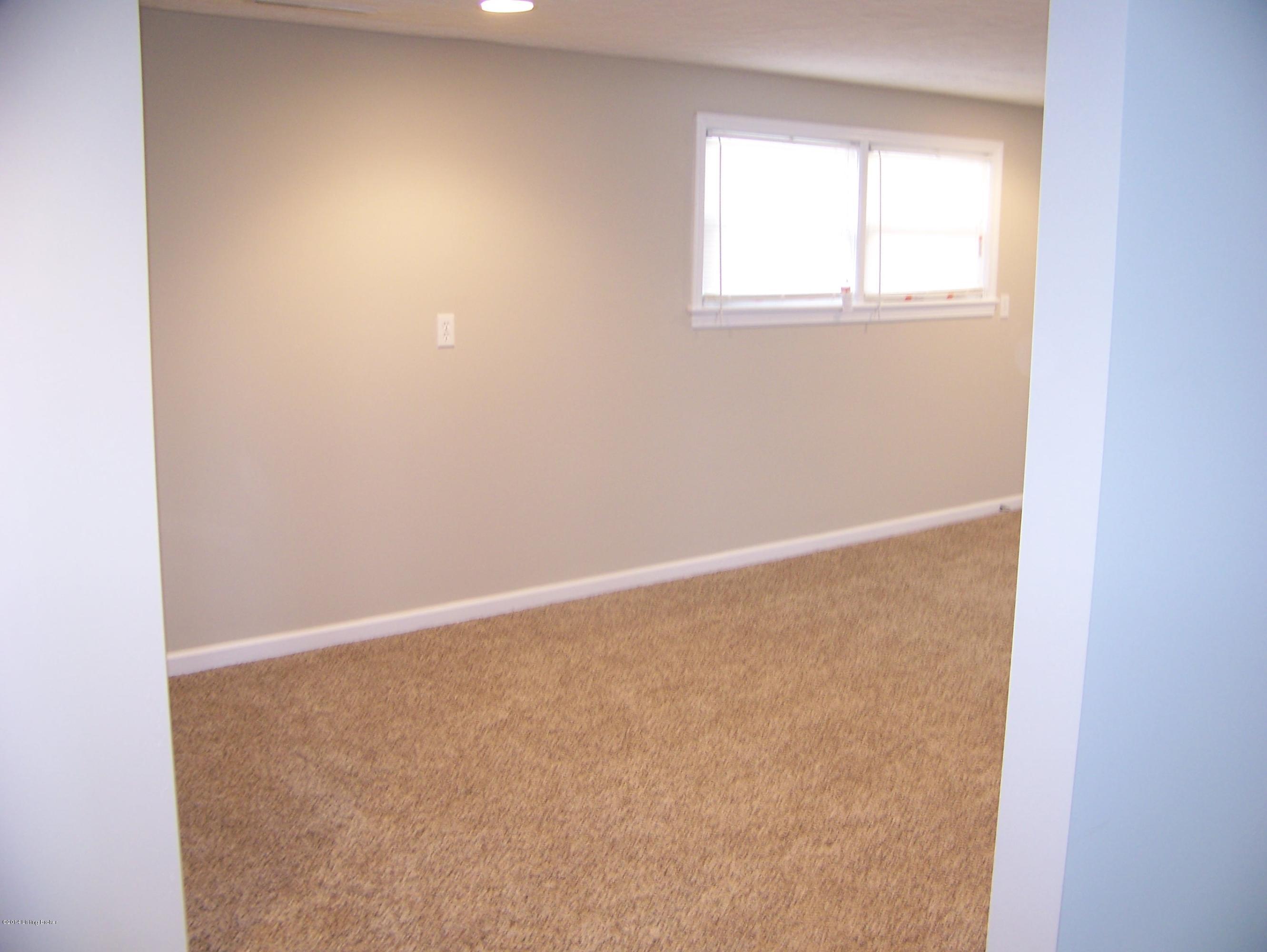 7544 3rd Street Road Louisville, KY 40214 - Photo 20 of 31 100_6914