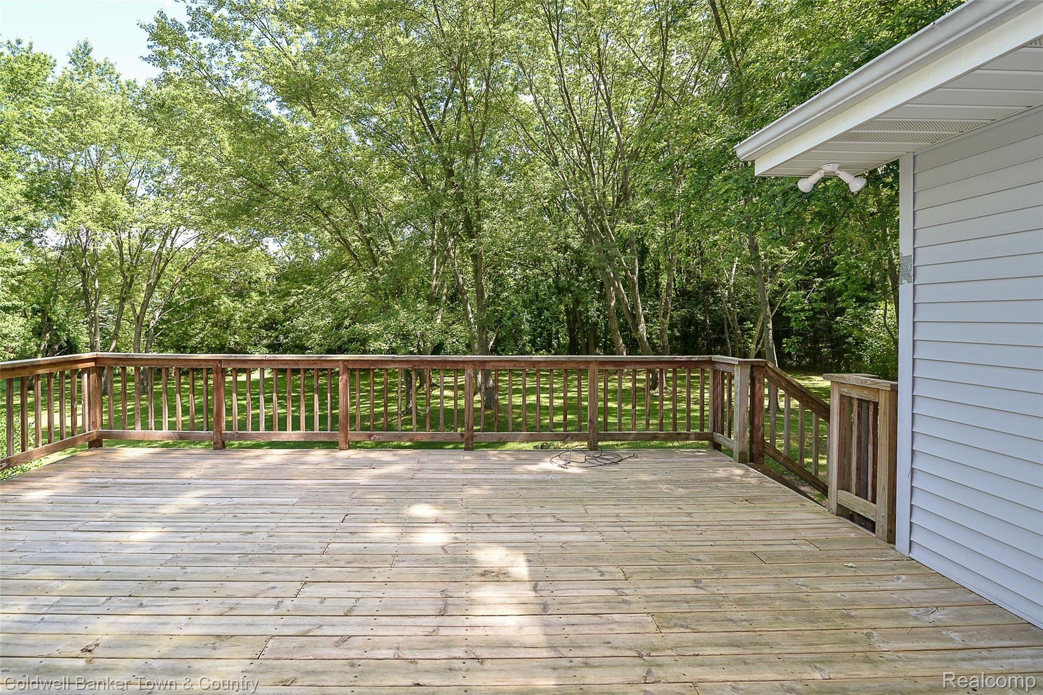 7807 Teahen Road Brighton, MI 48116 - Photo 13 of 42 DSC_3564.jpg