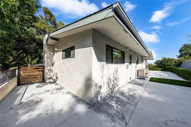 $2,180,000 | 325 North Madison Avenue, Monrovia, CA 91016