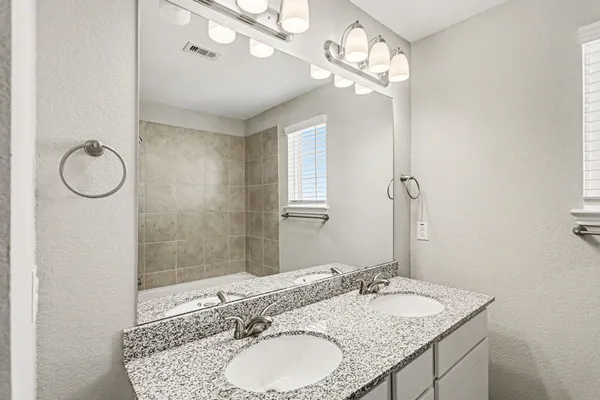 $2,150 | 19602 Pradera Meadows Loop, Rosharon, TX 77583