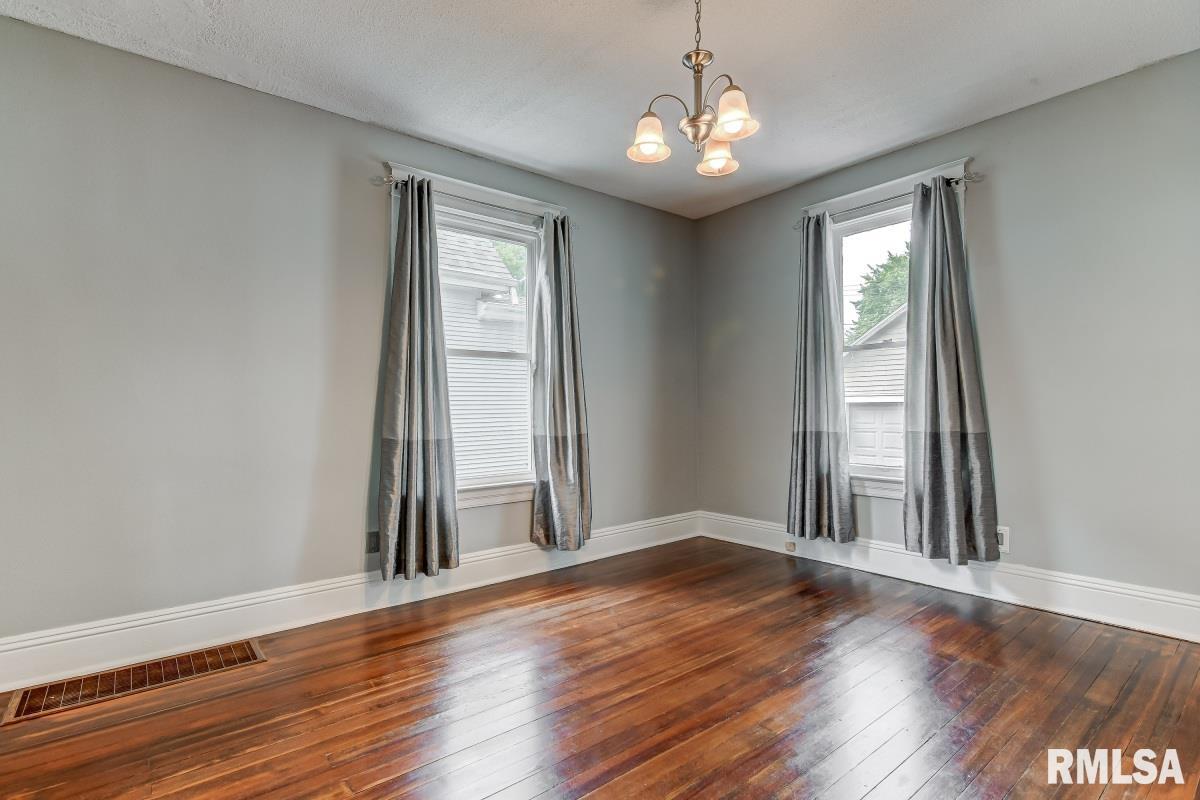 407 South Adelia Street Springfield, IL 62704 - Photo 19 of 38 Gallery Image 19
