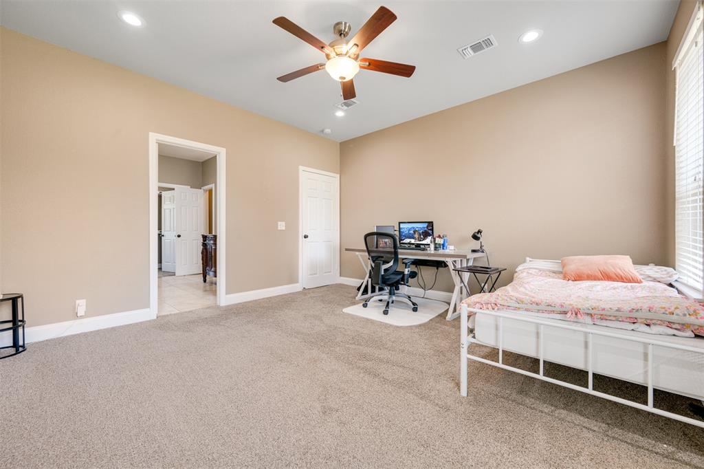 1025 Braydan Drive Reno, TX 75462 - Photo 13 of 27 Gallery Image 13