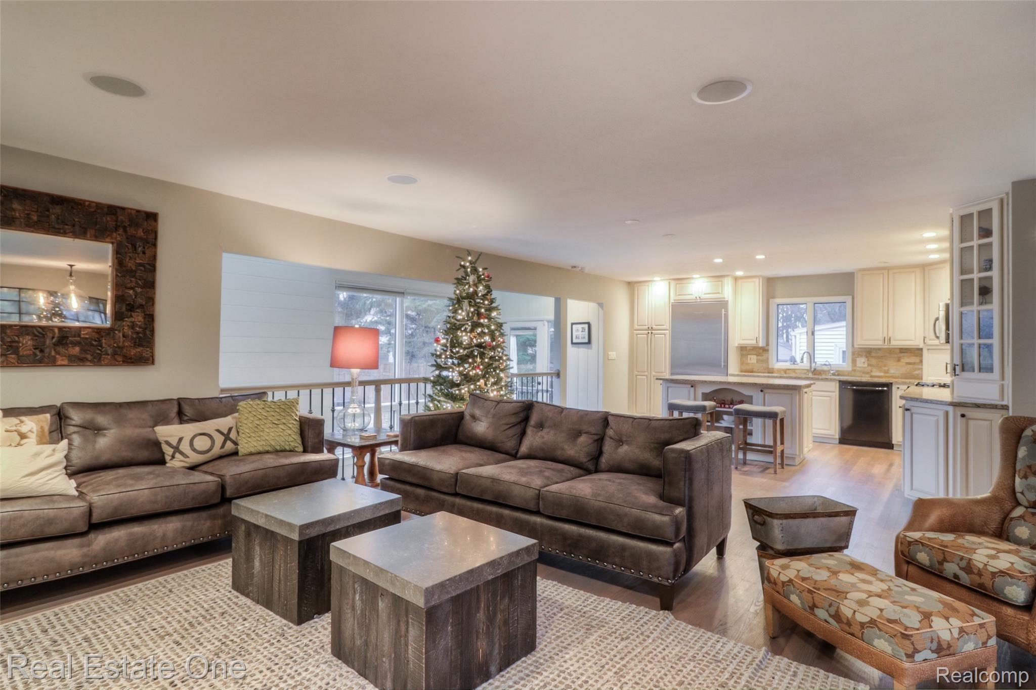 360 Linwood Avenue Rochester, MI 48307 - Photo 4 of 50 360 Linwood_LRT-2019_-8 - Copy.JPG
