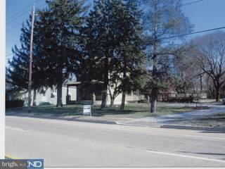 913 Crown Point Road Westville, NJ 08093 - Photo 2 of 6