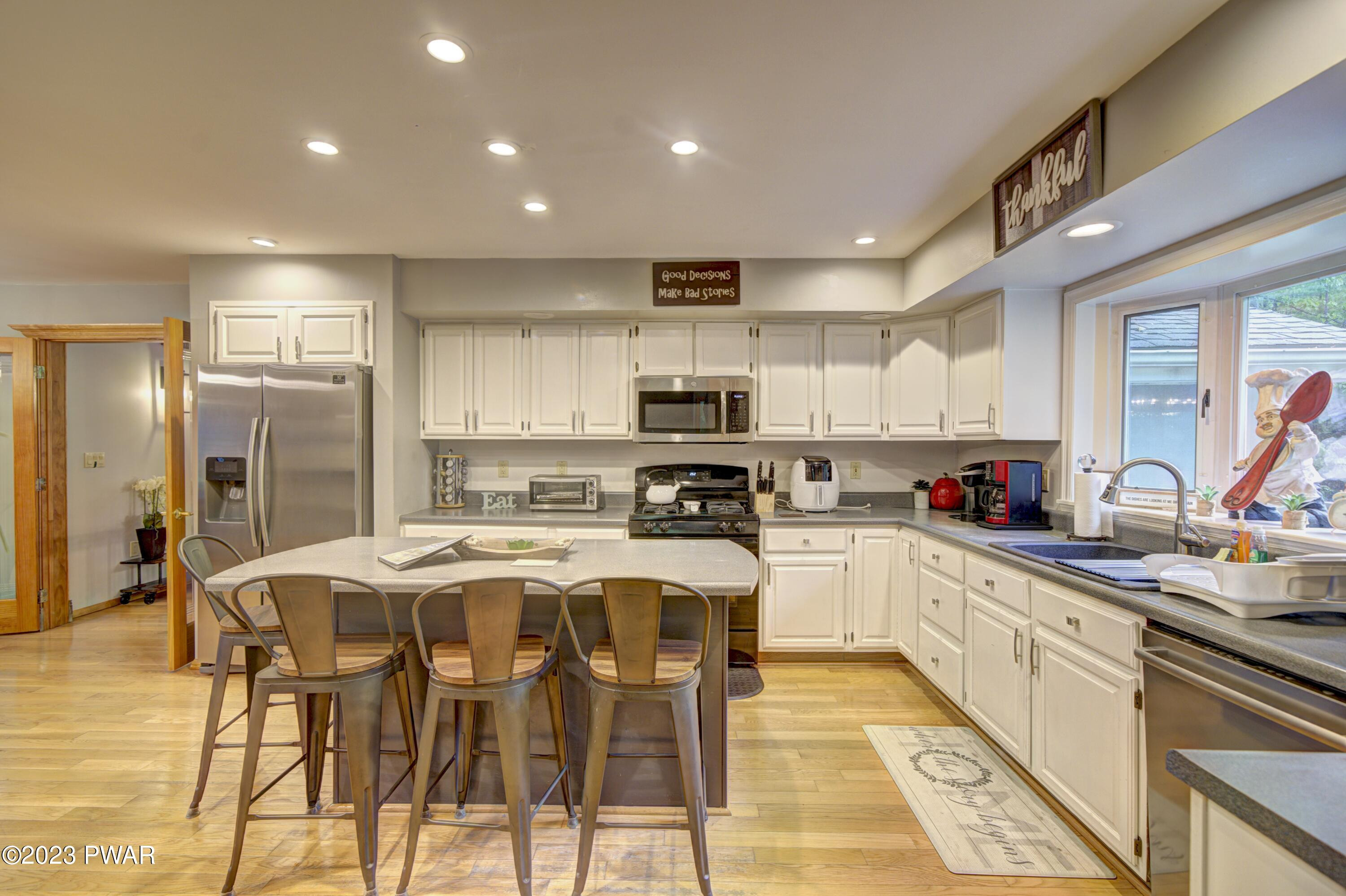 129 Dirk Road Tafton, PA 18464 - Photo 26 of 53 Kitchen